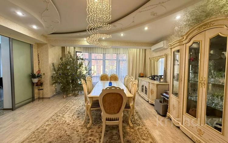 11-бөлмелі пәтер · 420 м² · 3/4 қабат, Керей-Жәнібек хандар 29 — Аль Фараби, бағасы: 1 млн ₸ в Алматы, Медеуский р-н — фото 103