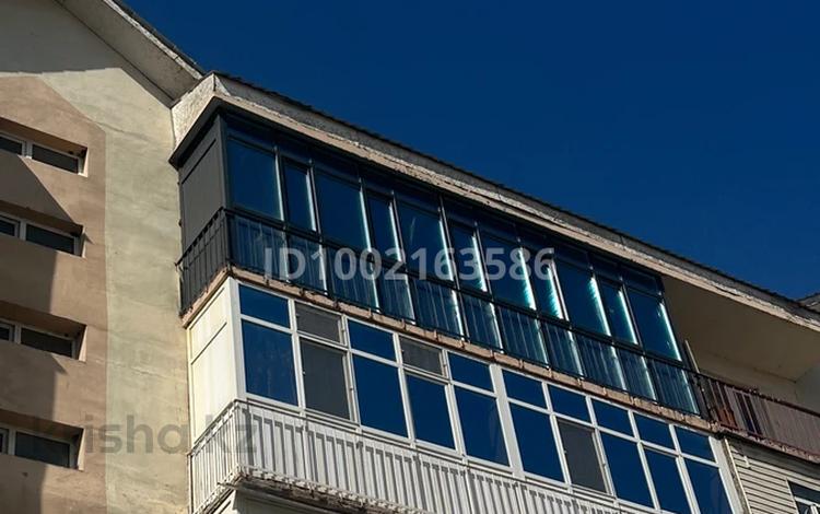2-бөлмелі пәтер · 62.9 м² · 5/5 қабат, 4-й переулок Капал 2В, бағасы: 21 млн ₸ в Таразе — фото 2