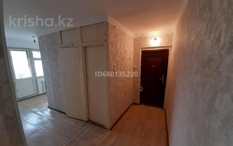 2-комнатная квартира, 47 м², 3/5 этаж, 1 мкр 12а за 11 млн 〒 в Туркестане — фото 2