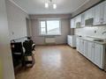 2-комнатная квартира · 76 м² · 1/9 этаж, проспект Аль-Фараби 46 за 26.5 млн ₸ в Усть-Каменогорске — фото 3