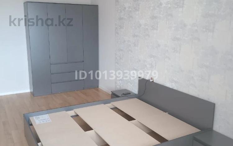 2-комнатная квартира · 61 м² · 7/14 этаж, Туран 57/5 за 300 000 ₸ в Астане, Нура р-н — фото 2