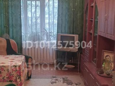 3-комнатная квартира · 60 м² · 1/5 этаж, жаманкулова 6 за 13 млн ₸ в Актобе, мкр. Сельмаш