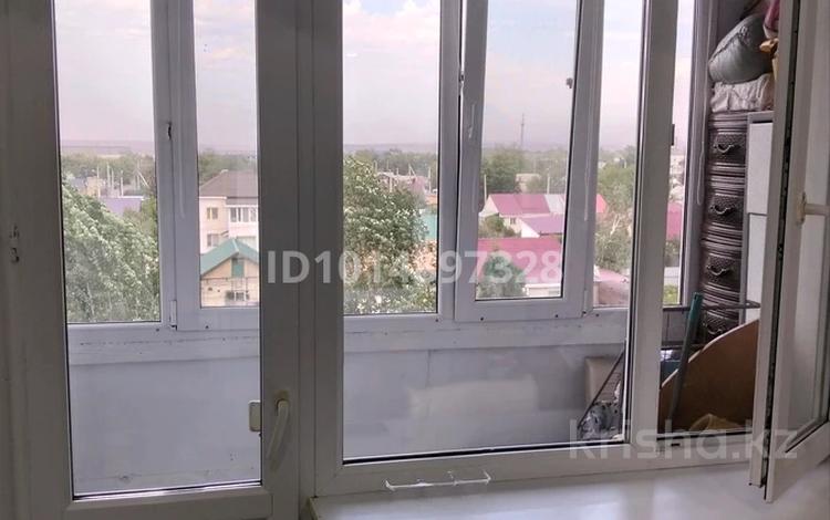 2-бөлмелі пәтер · 49 м² · 5/5 қабат, Б. Момышулы 111 — Торайгырова Момышулы, бағасы: 14 млн ₸ в Экибастузе — фото 2