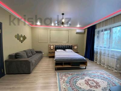 1-бөлмелі пәтер · 50 м² · 1/12 қабат, Байзакова 225 — Кабанбай батыра, бағасы: 20 000 ₸ в Алматы, Алмалинский р-н