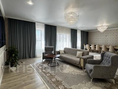 Отдельный дом · 4 комнаты · 205.1 м² · 10 сот., мкр Уркер за 105 млн ₸ в Астане, Нура р-н