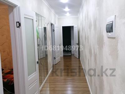 Продажа квартир в Актюбинской обл.: 3-комнатная квартира · 78 м² · 9/9 этаж, Юго запад 1 мкр 56 — Салон Манола за 31 млн 〒 3-комнатная квартира · 78 м² · 9/9 этаж, Юго запад 1 мкр 56 — Салон Манола за 31 млн 〒 в Актобе, жилой массив Юго-Запад-1