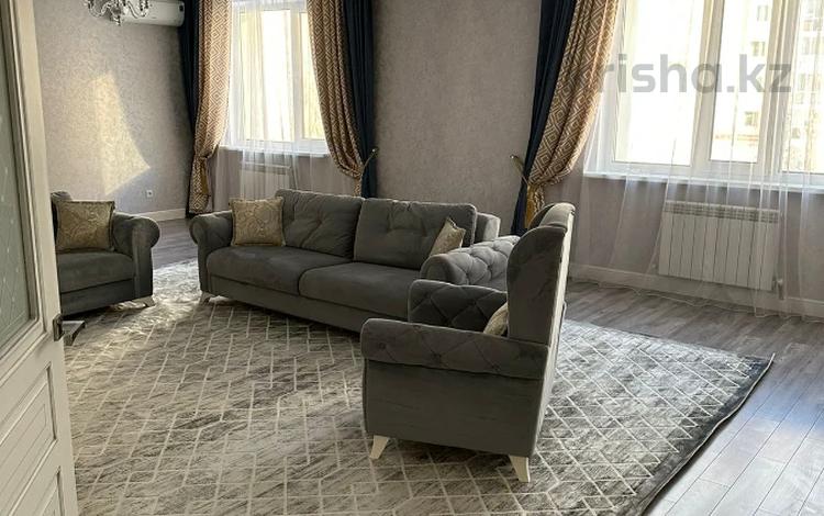 4-бөлмелі пәтер · 180 м², Кабанбай батыра 7/1, бағасы: 600 000 ₸ в Астане, Есильский р-н — фото 17