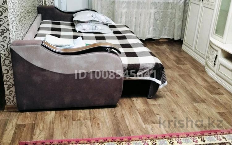 1-комнатная квартира · 36 м² · 4/5 этаж, Майкудук, Майкудук, 12й микрорайон 1 — Горняк за 8 000 ₸ в Караганде, Алихана Бокейханова р-н — фото 2