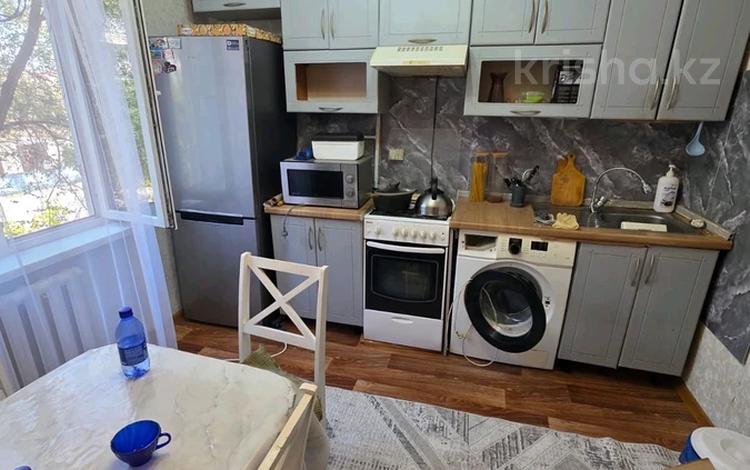 2-комнатная квартира · 54 м² · 3/5 этаж, 5микр 18 за 230 000 ₸ в Конаеве — фото 2