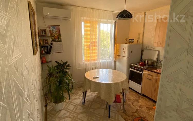 1-бөлмелі пәтер · 30 м² · 3/5 қабат, Актюбинская 218, бағасы: 9.4 млн ₸ в Уральске — фото 2