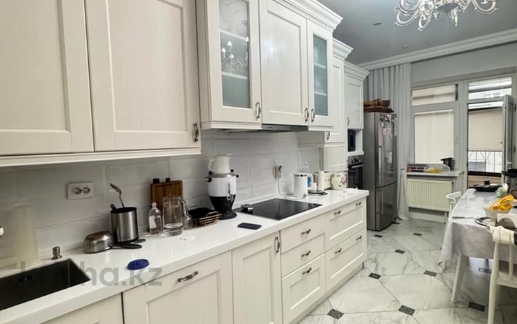 6-комнатная квартира · 324 м² · 10/11 этаж, Кенесары 47 за 130 млн 〒 в Астане, Алматы р-н — фото 2