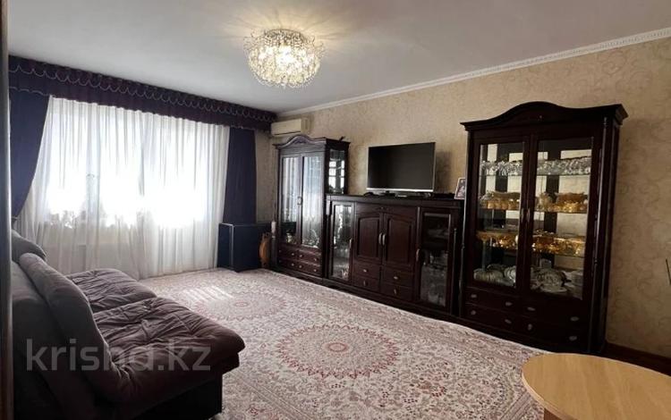 3-комнатная квартира, 95 м², 7/9 этаж, мкр Акбулак за 41 млн 〒 в Алматы, Алатауский р-н — фото 17