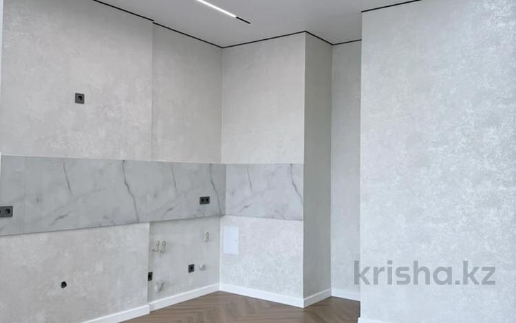 3-комнатная квартира · 75.8 м² · 9/12 этаж, Е- 496 6 за 58 млн ₸ в Астане, Есильский р-н — фото 2