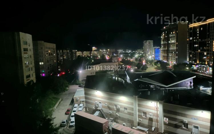 4-бөлмелі пәтер · 82.4 м² · 9/9 қабат, Степной 3 ш/а., Мкр Юго-Восток, мкр Степной 3, бағасы: 26.5 млн ₸ в Караганде, Казыбек би р-н — фото 2