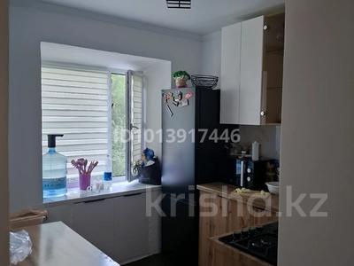 3-комнатная квартира · 52 м² · 2/5 этаж, Майкудук, Магнитогорская 39 за 14.5 млн ₸ в Караганде, Алихана Бокейханова р-н