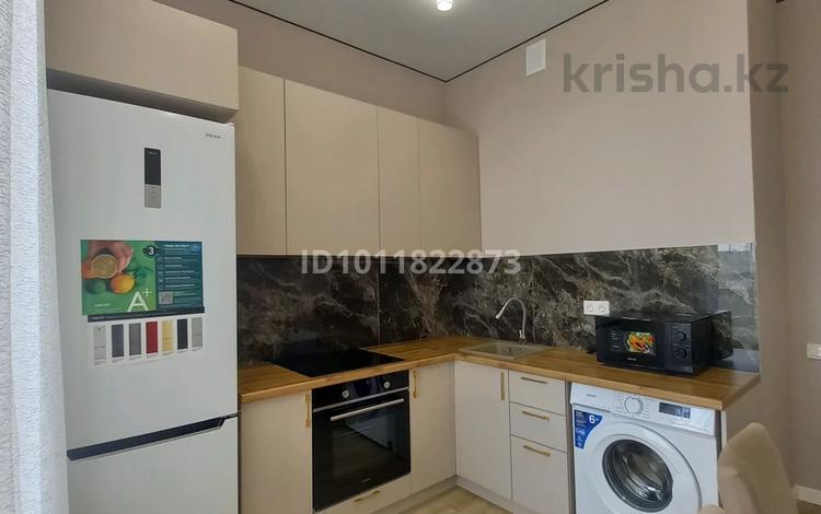 1-комнатная квартира · 40 м² · 11/12 этаж, ул. Жубана Молдагалиева 3 за 250 000 ₸ в Астане, Есильский р-н — фото 2