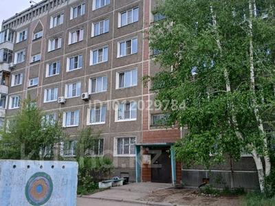 3-комнатная квартира · 68 м² · 6/6 этаж, ул. Жастар 18 за 27 млн ₸ в Усть-Каменогорске, Ульбинский