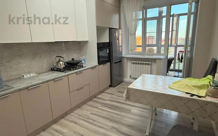 1-бөлмелі пәтер · 46 м² · 9/9 қабат, проспект Алии Молдагуловой, бағасы: 23.5 млн ₸ в Актобе — фото 12