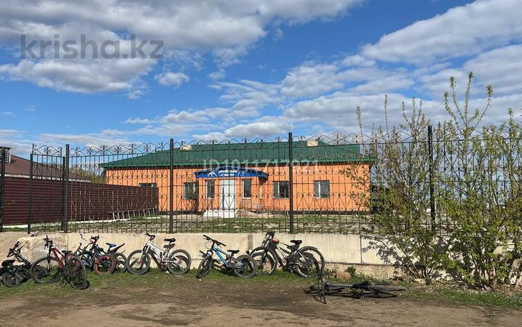 Еркін, кеңселер, дүкендер мен бутиктер, қоймалар, жқб, автосервистер мен көлік жуу, қоғамдық тамақтану орны, сұлулық салондары, ауыл шаруашылығы, монша, қонақ үй және демалыс орындары, медорталықтар мен дәріханалар, білім орталықтары, ойын-сауық · 700 м², бағасы: 80 млн ₸ в Акмоле — фото 2