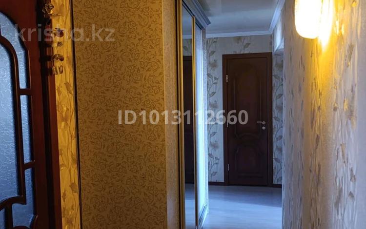 3-бөлмелі пәтер · 67 м² · 7/9 қабат, 29-шағынаудан, Мкр Юго-Восток, 29й микрорайон Муканова, 18 — Муканова,18, бағасы: 26.5 млн ₸ в Караганде, Казыбек би р-н — фото 8