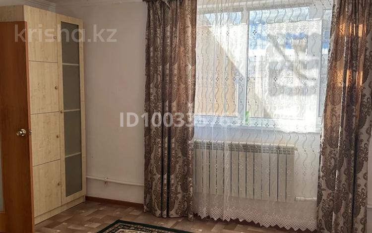 Отдельный дом · 3 комнаты · 100 м² · 6 сот., жилой массив Кызылжар — 3 мкр за 120 000 〒 в Актобе — фото 2