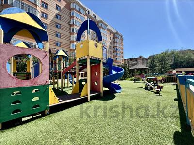 3-комнатная квартира · 160.5 м² · 4/8 этаж, мкр Михайловка , Аманжолова 41 за 110 млн ₸ в Караганде, Казыбек би р-н
