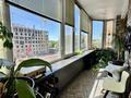 3-комнатная квартира · 160.5 м² · 4/8 этаж, мкр Михайловка , Аманжолова 41 за 110 млн ₸ в Караганде, Казыбек би р-н — фото 9
