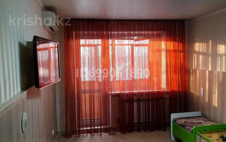 2-бөлмелі пәтер · 42 м² · 2/5 қабат, Старый Майкудук Майлина 49, бағасы: 12 млн ₸ в Караганде, Алихана Бокейханова р-н — фото 2