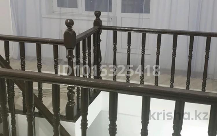 4-бөлмелі пәтер · 130 м² · 9/10 қабат, Баймуханова 45а 45 — Гелиус и аиниг, бағасы: 250 000 ₸ в Атырау, мкр Привокзальный-1 — фото 2
