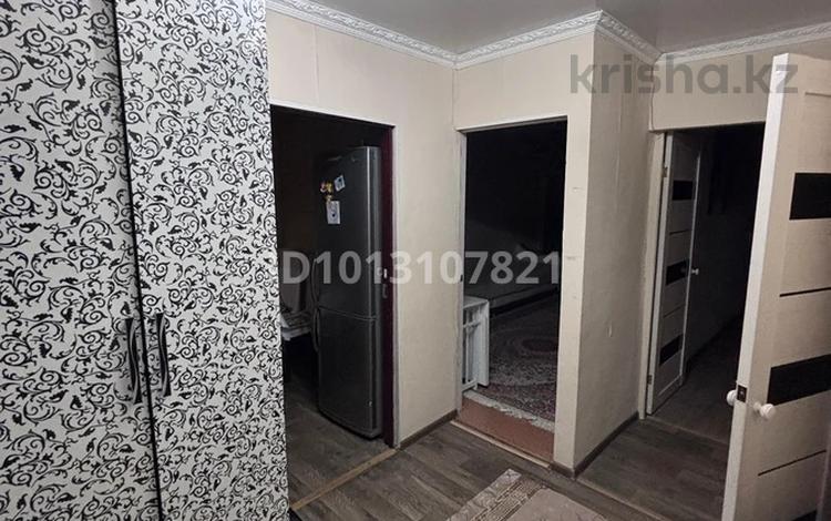 2-комнатная квартира · 40 м², Абая 17/3 — Детский мир за 15 000 ₸ в Приозёрске — фото 2