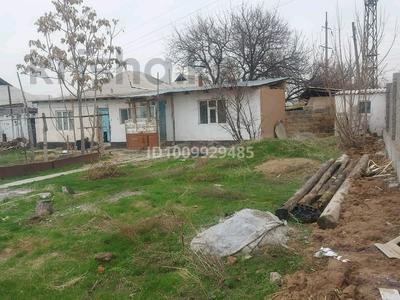 Жеке үй · 4 бөлме · 70 м² · 10 жүзд., Самал-1 ш/а, Мырзаева 26 — Рядом Самал автовогзал., бағасы: 30 млн ₸ в Шымкенте, Абайский р-н