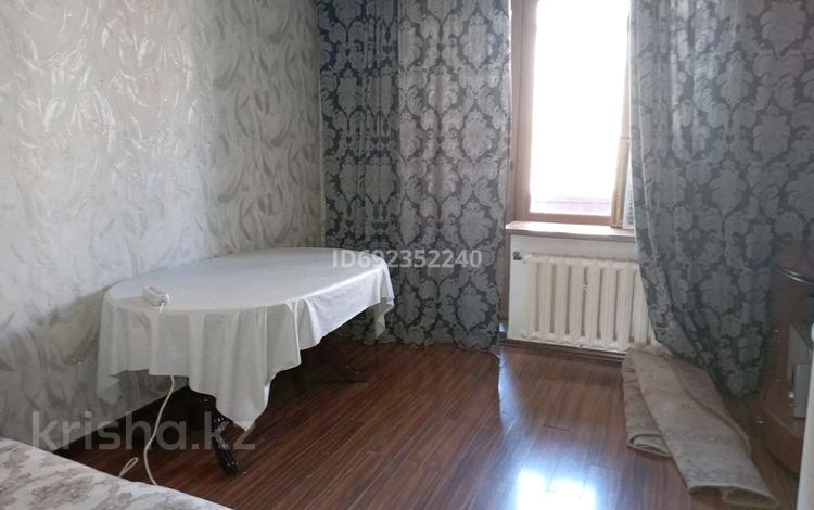 4-комнатная квартира, 120 м², 3/5 этаж, Чайжунусова 105 за 60 млн 〒 в Семее — фото 2