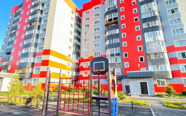2-комнатная квартира · 83.2 м² · 1/10 этаж, проспект Казыбек би 7/3 за 29 млн ₸ в Усть-Каменогорске — фото 2