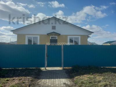 Отдельный дом · 3 комнаты · 80 м² · 10 сот., Бiрлiк за ~ 20.8 млн ₸ в Петропавловске