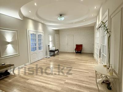 3-комнатная квартира · 161 м² · 3/9 этаж, Зенкова 81 — Богенбай батыра за 189 млн ₸ в Алматы, Медеуский р-н