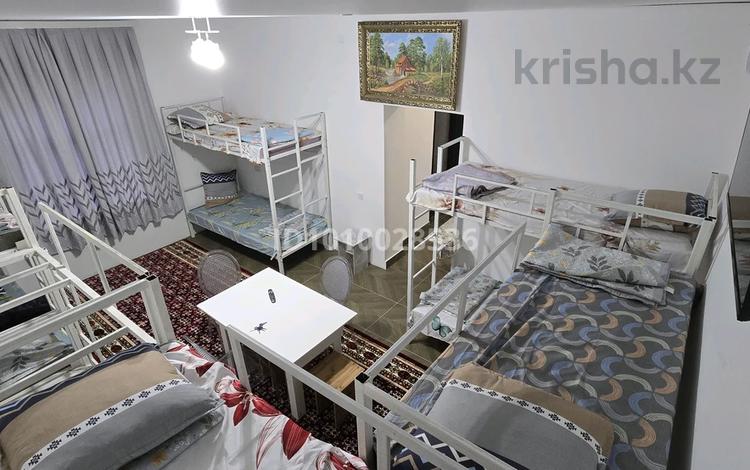 2-бөлмелі пәтер · 100 м² · 1/2 қабат, Арыс 45 — Жібек жолы Парк, бағасы: 15 000 ₸ в Туркестане — фото 2