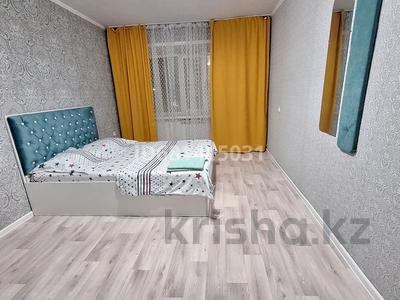 3-комнатная квартира, 65 м², 3/5 этаж посуточно, Ауельбекова 129 за 15 000 〒 в Кокшетау