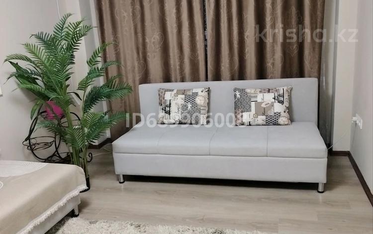 3-комнатная квартира · 54 м² · 2/5 этаж, 4 микр 35 — ул. Абая ул. Сидранского за 35 000 ₸ в Конаеве — фото 26
