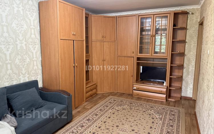 1-бөлмелі пәтер · 32 м² · 4/4 қабат, 5-й мкр. 37, бағасы: 180 000 ₸ в Алматы, Ауэзовский р-н — фото 2