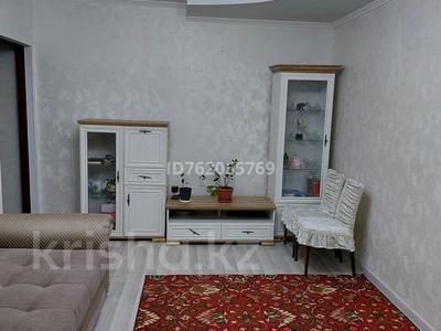 Продажа квартир в Жетысу обл.: 3-комнатная квартира · 69.2 м² · 2/5 этаж, Мкр Каратал 55а — Магазины Зере, Алмас за 25.9 млн 〒 3-комнатная квартира · 69.2 м² · 2/5 этаж, Мкр Каратал 55а — Магазины Зере, Алмас за 25.9 млн 〒 в Талдыкоргане