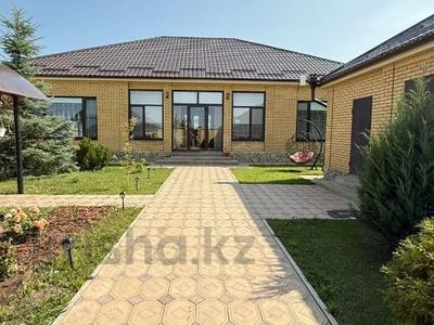 Отдельный дом · 5 комнат · 196.6 м² · 9 сот., Асан 5 за 95 млн ₸