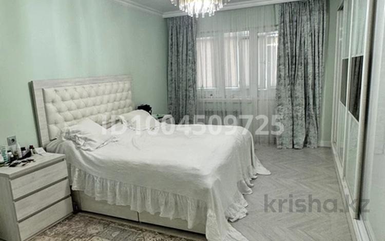 3-бөлмелі пәтер · 92 м² · 5/9 қабат, мкр Мамыр-3 11, бағасы: 500 000 ₸ в Алматы, Ауэзовский р-н — фото 2