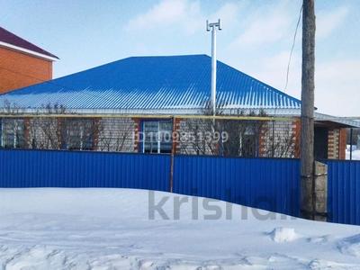 Жеке үй · 5 бөлме · 130 м² · 10 сот., жилой массив Кызылжар, Жилой массив Кызылжар, Набережная, бағасы: 30 млн ₸ в Актобе