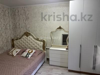 Жеке үй · 3 бөлме · 100 м² · 10 жүзд., Бауыржан Момышулы 17, бағасы: 20 млн ₸ в Ушарале