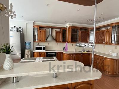 2-комнатная квартира · 62 м² · 7/14 этаж, Сыганак 54 — Керуен Байтерек за 16 000 〒 в Астане, Есильский р-н