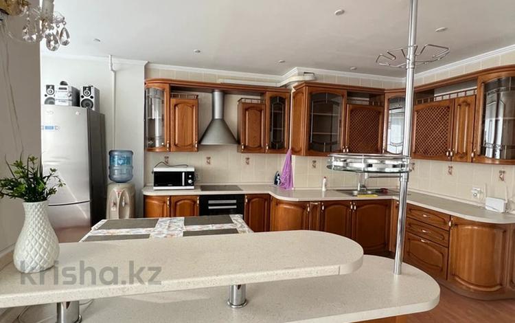 2-комнатная квартира · 62 м² · 7/14 этаж, Сыганак 54 — Керуен Байтерек за 16 000 ₸ в Астане, Есильский р-н — фото 2