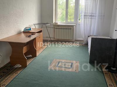 2-бөлмелі пәтер · 50 м² · 4/4 қабат, Төле Би даң. 73, бағасы: 100 000 ₸ в Таразе