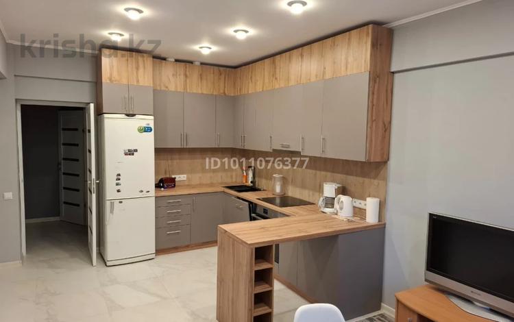 2-бөлмелі пәтер · 49.3 м² · 2/9 қабат, мкр Думан-2, мкрн Думан-2, бағасы: ~ 45 млн ₸ в Алматы, Медеуский р-н — фото 2