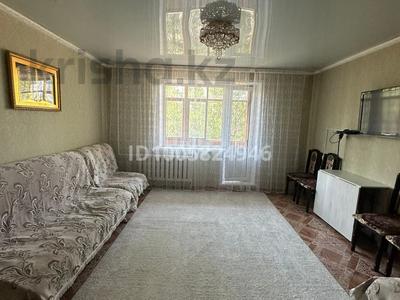 4-комнатная квартира · 80 м² · 4/9 этаж, Камали дюсенбекова 67 за 30 000 〒 в Караганде