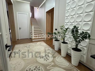 Часть дома · 6 комнат · 217 м² · 3 сот., Дуйсен Баянова 240 — Район Атакент за 100 млн 〒 в Таразе